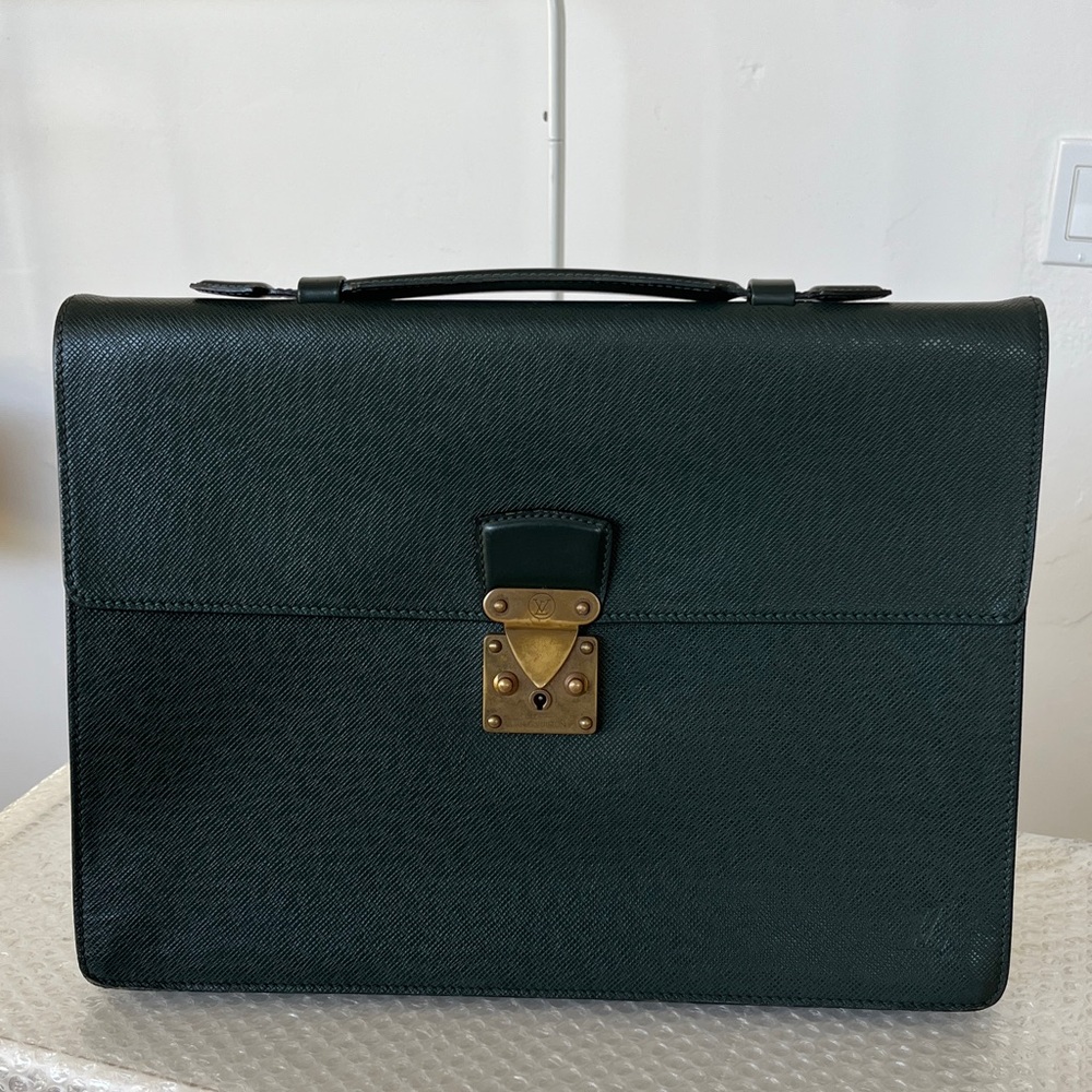 LV Taiga Leather Briefcase Unisex - Picture 1 of 11